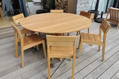 Ethnicraft outdoor table circle et chaises